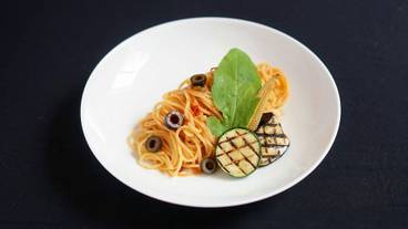 食事・飲み物 / 24