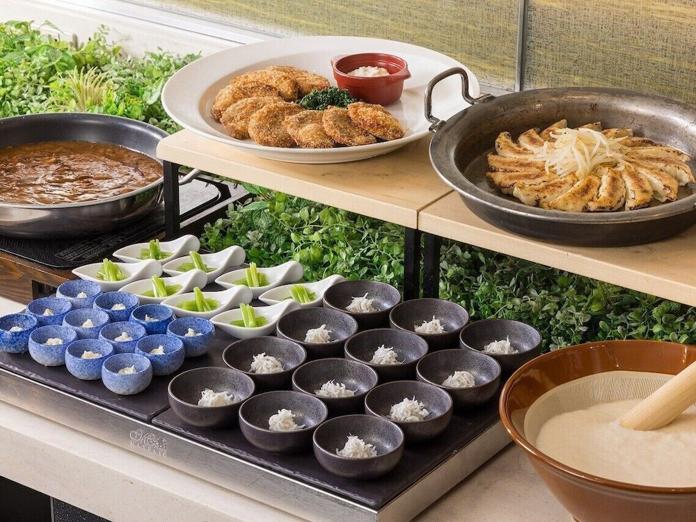 朝からご当地グルメを楽しめる、食が充実したホテル4011501