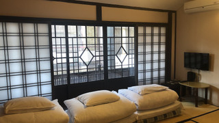 トリプルルーム専用シャワー付き(2,3名)