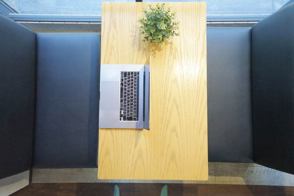 ラウンジ