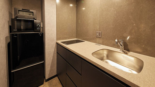 スーペリアファミリー北斎 禁煙 (1名~4名)(地下フロアへのご案内となります)