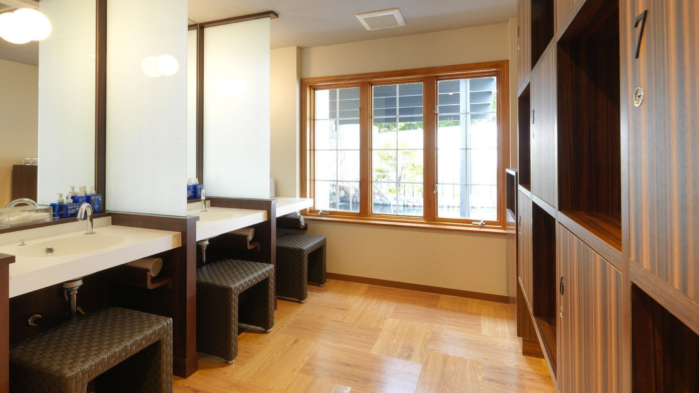 自然に囲まれた露天風呂で心と体をリラックス♡3690825