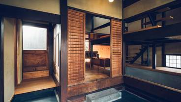 内部エントランス / 2