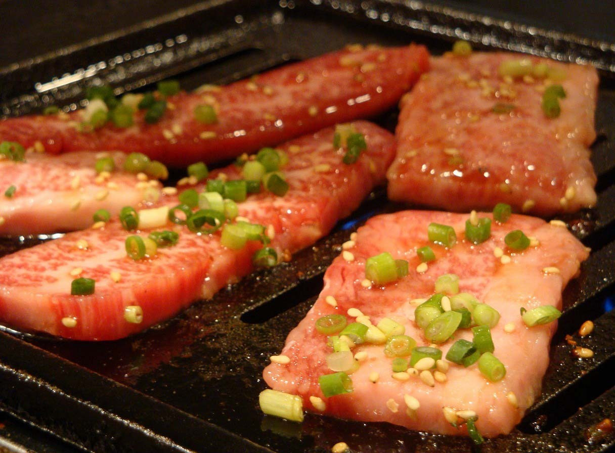 「新宿食肉センター 極」料理 48613 2012年9月。やっぱエエわここの肉♪