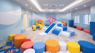 子供用の遊び場 - 屋内 / 6