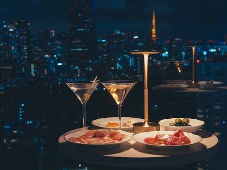 THE AOYAMA GRAND HOTEL / 3