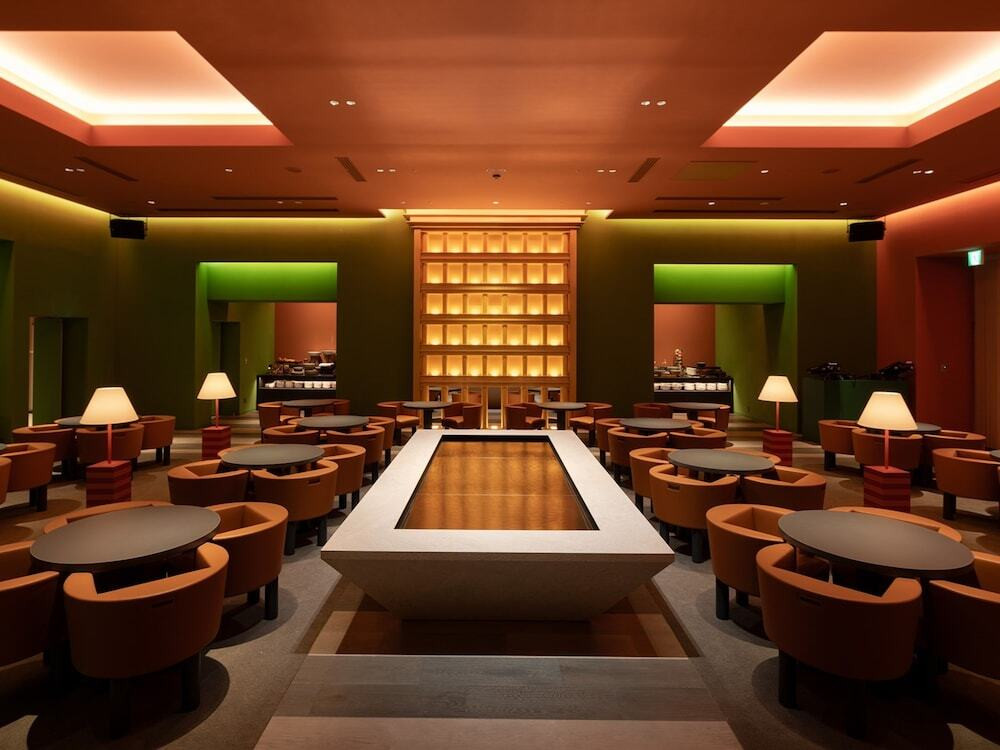 ラウンジ