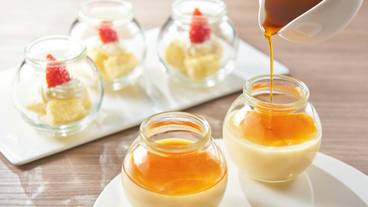 朝食ビュッフェ ガラス瓶入りデザートケーキ&プリン / 5