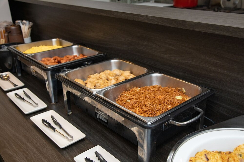 朝食ビュッフェ