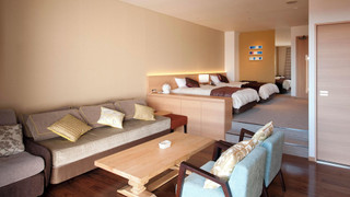 【最上階オーシャンビュー天然温泉露天風呂付】プレミアムツイン（禁煙）