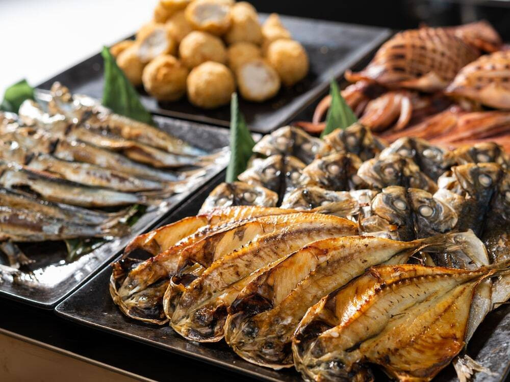 朝食ビュッフェの焼き魚