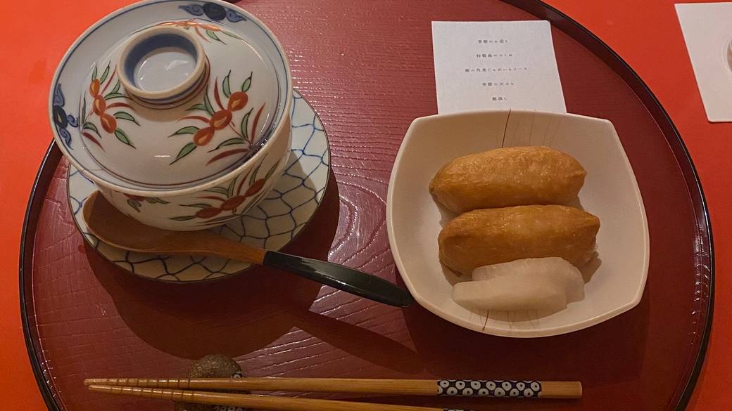 お部屋でのんびり
本格割烹ディナーを堪能 / 3