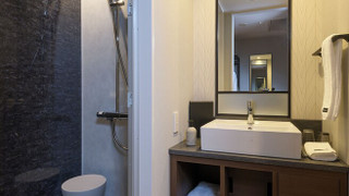 ビジネス ダブルルーム ダブルベッド 1 台 禁煙