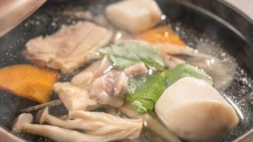 食事・飲み物 / 3