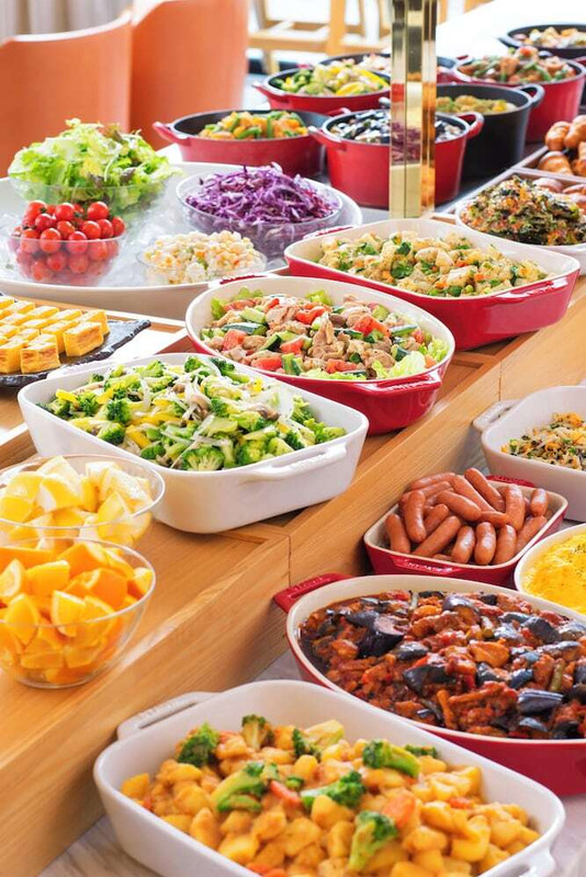 朝食ビュッフェ