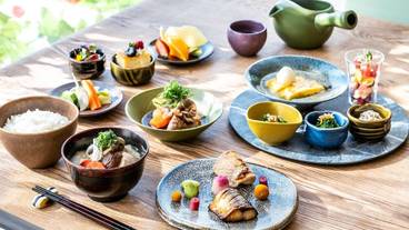 和朝食 / 6