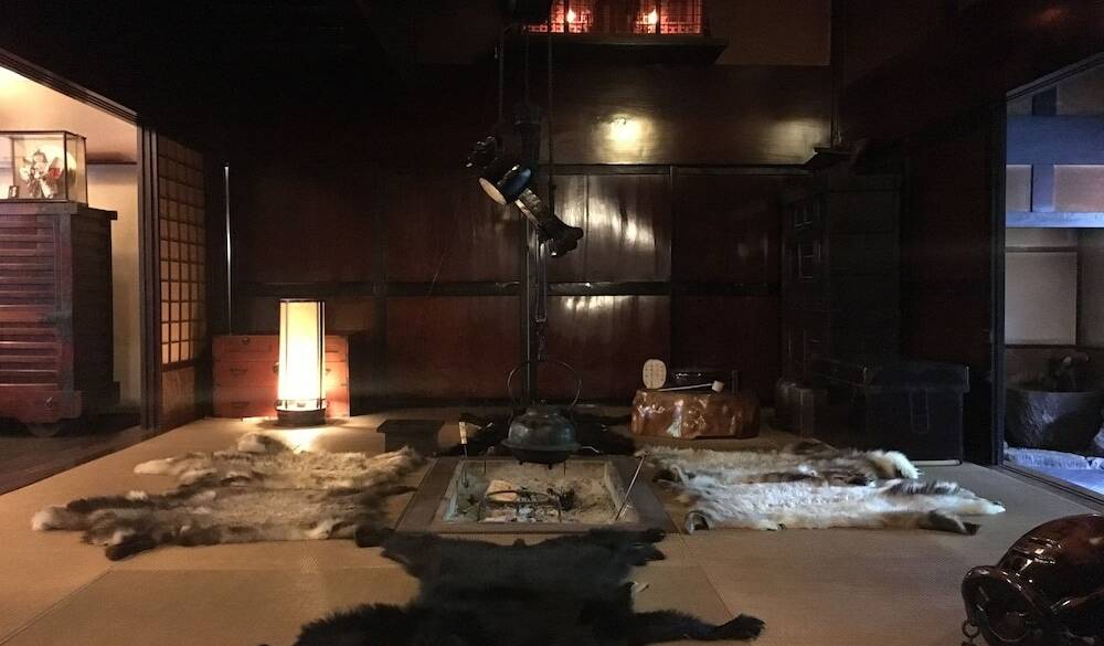 ロビーにある囲炉裏 / 1