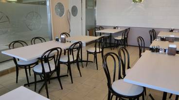 フード コート / 1