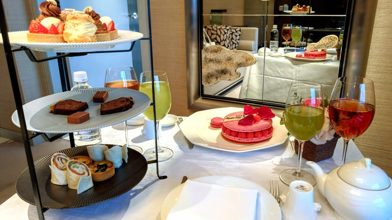 ピエールエルメのアフタヌーンティーとイスパハン