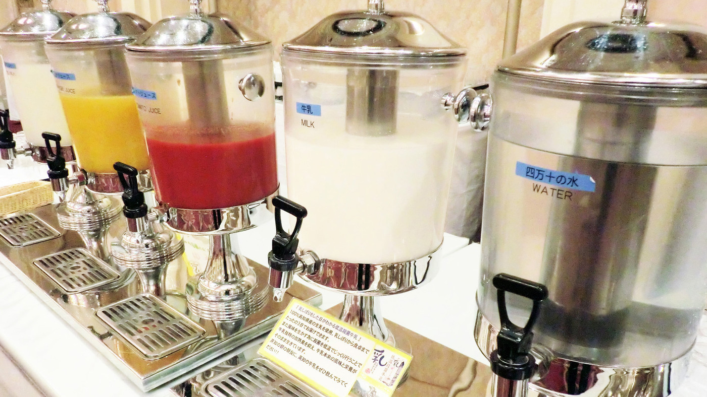 約50種類！高知の食材をふんだんに使った多彩なメニューを堪能3995802