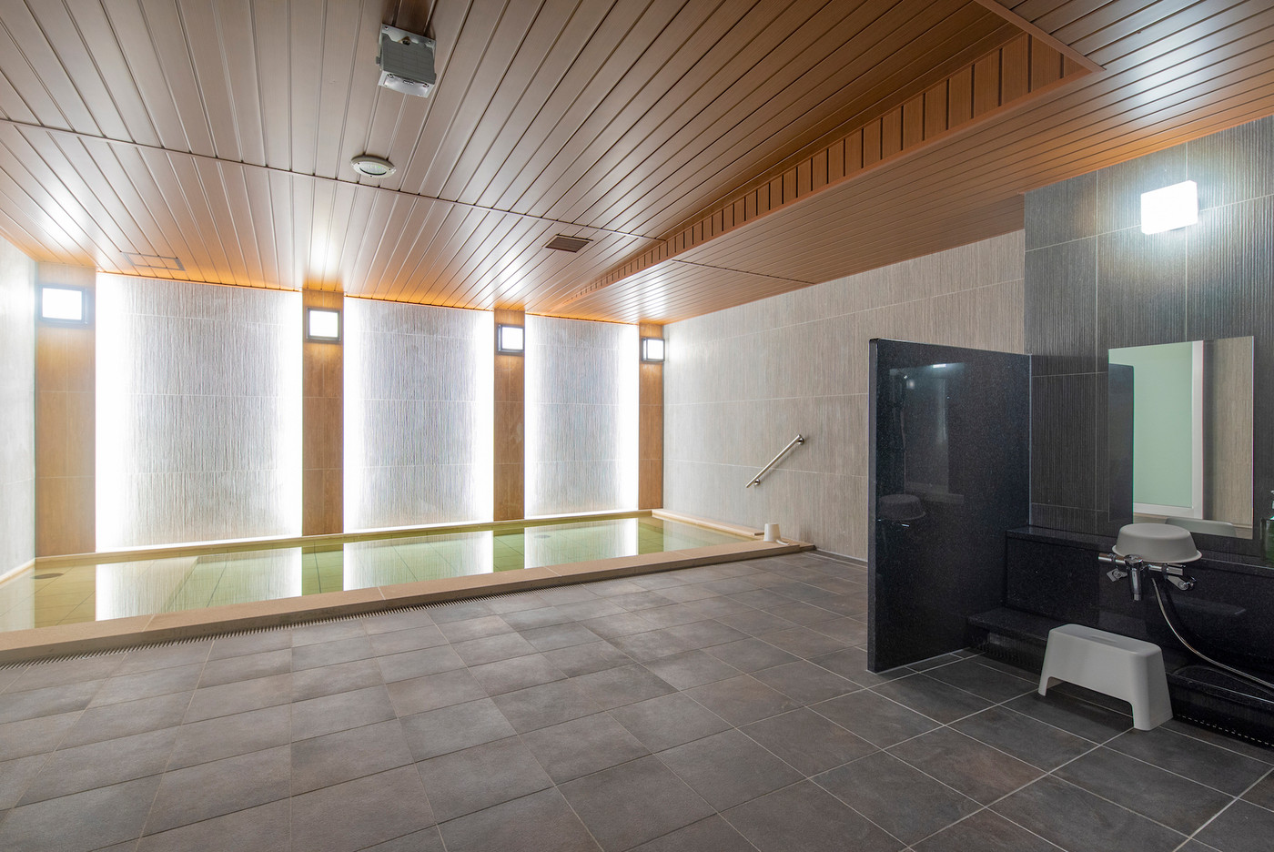 8.ラグジュアリーなカプセルホテルを体験「トリフィート　ホテル＆ポッド　金沢百万石通」3641797