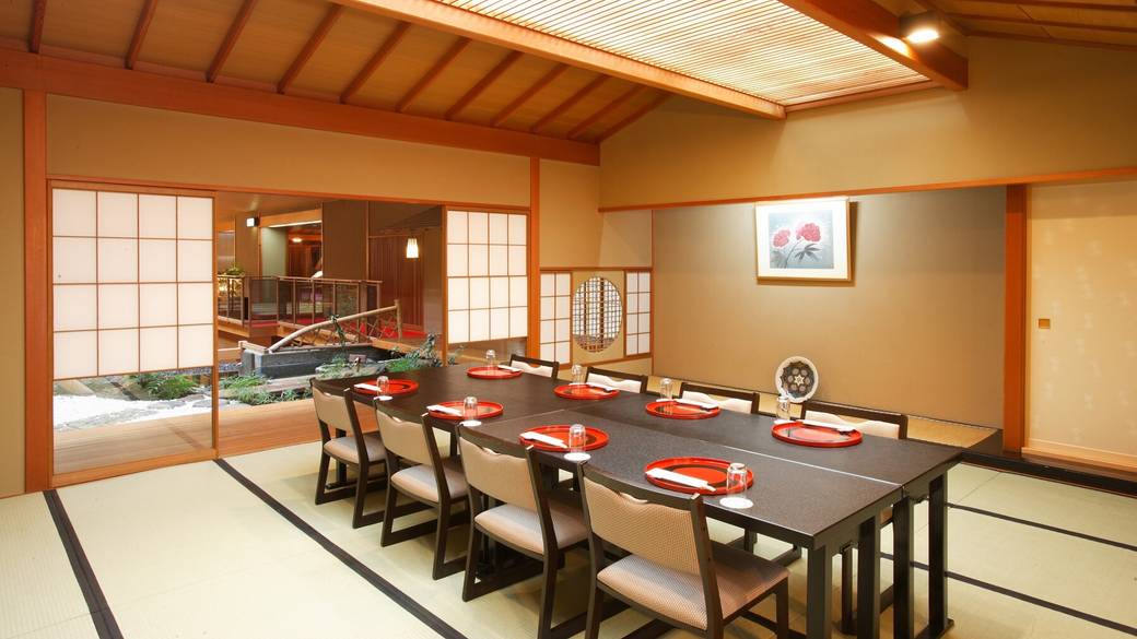 個室臨庭料亭「浮城」一例 / 4