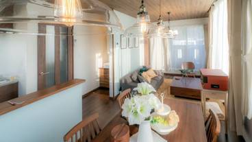 客室内のダイニングエリア / 30