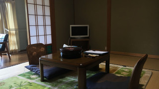 和室スタンダードルーム　共用バスルーム　ガーデンビュー