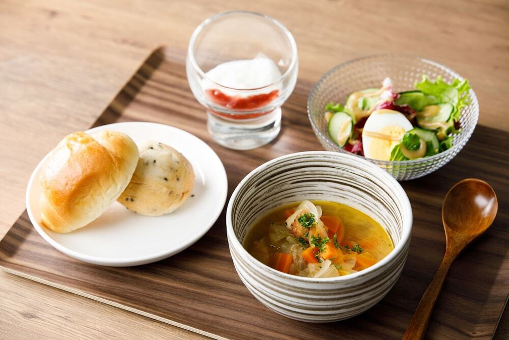 朝食