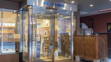 施設の入り口 / 4