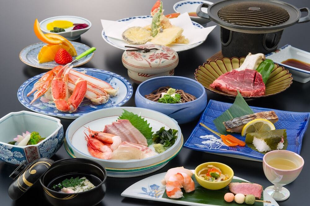 温泉街の中心に位置する「外湯めぐり」に便利なお宿3847335