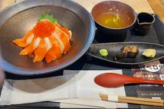 島の人 新千歳空港ゲートラウンジ店