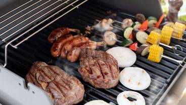 食事・飲み物 / 3