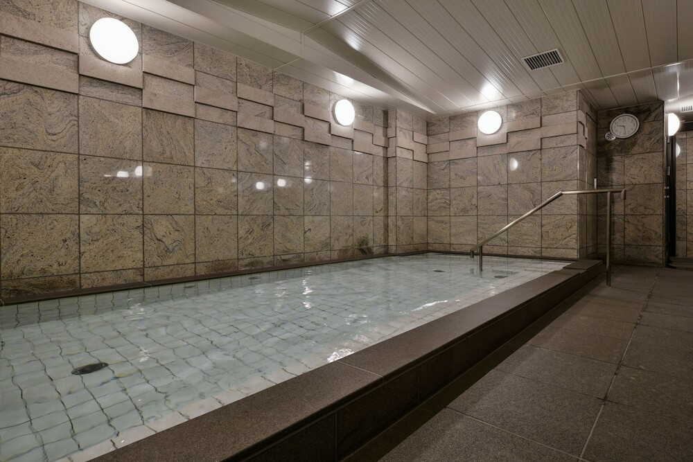 大浴場やミストサウナで体の芯からポカポカに3977120