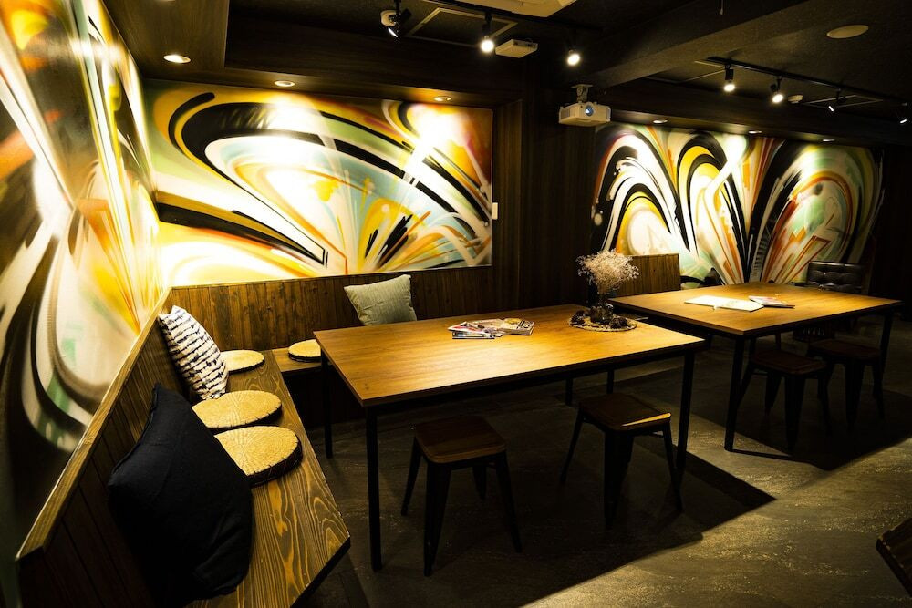 ロビーラウンジ