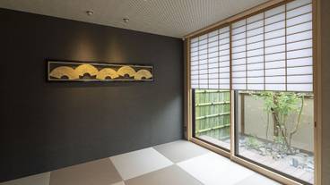 客室 / 12