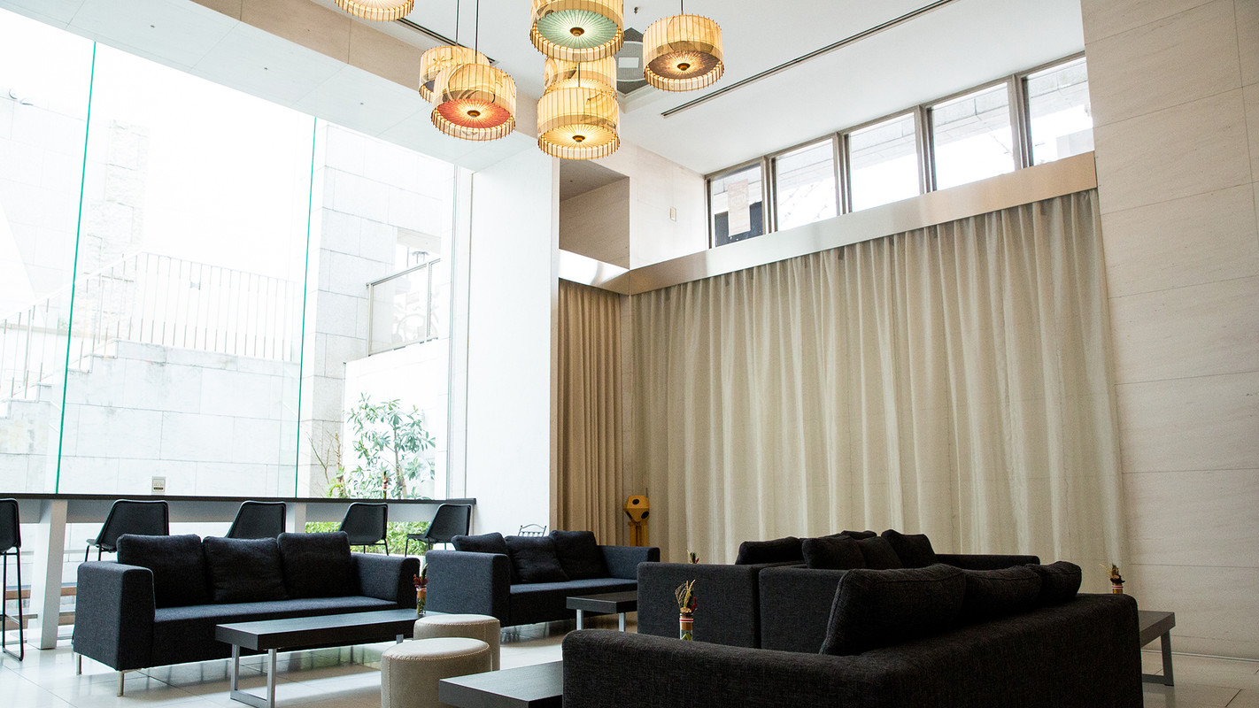 LOUNGE 燦々SUNSUN