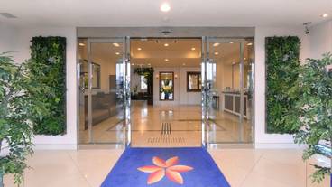 内部エントランス / 2