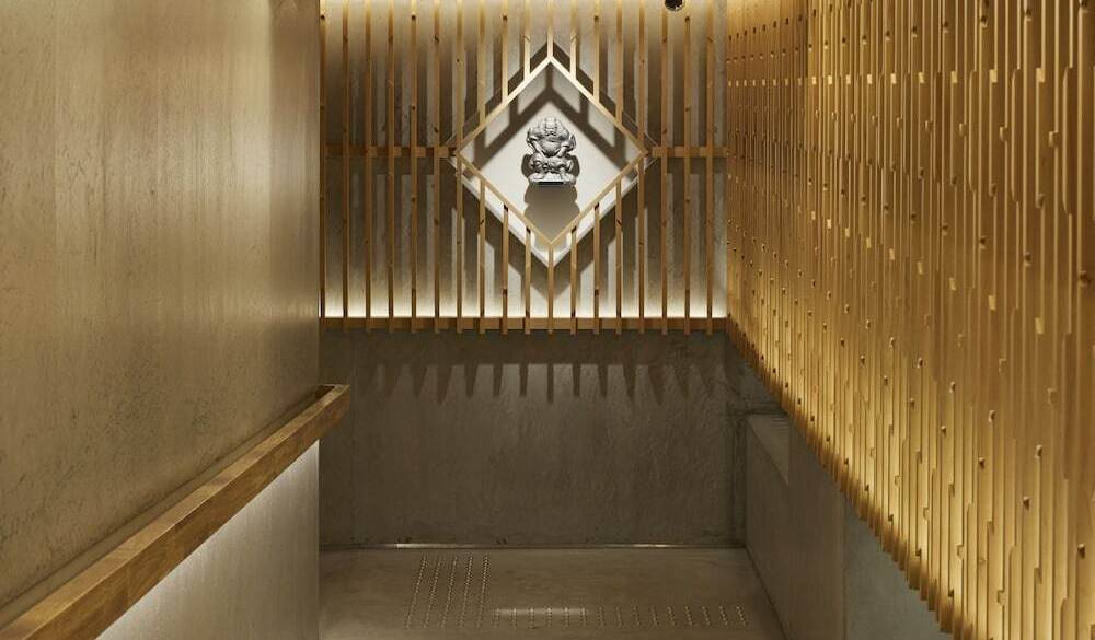 魔除けの装飾「鍾馗さん」 / 3