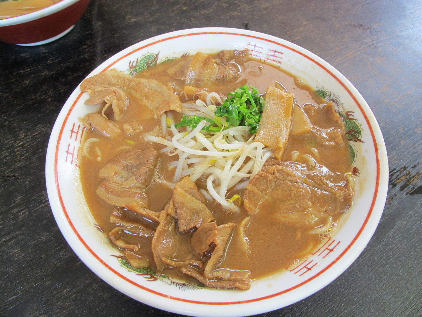 「支那そば 王王軒」料理 822676 支那そば肉入り大700円