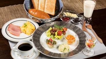 食事・飲み物 / 2