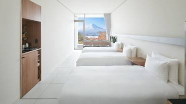 F Cabin / 4