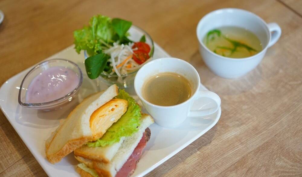 朝食ビュッフェ一例 / 1