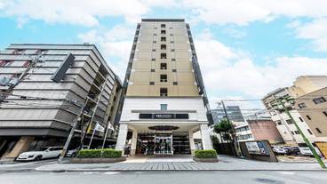 施設の正面 / 1