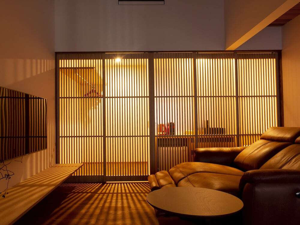 東山のオーベルジュ 薪の音金澤4022658