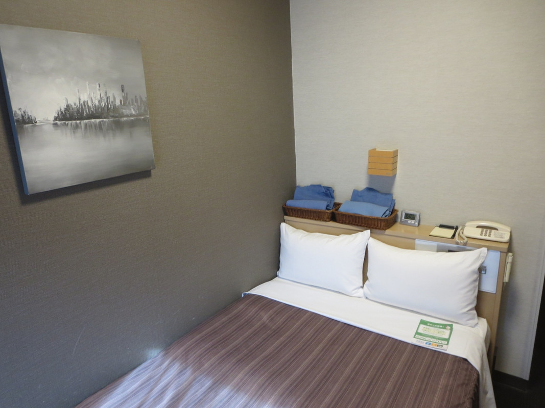 客室のスペースが十分でないので物の配置に工夫が見られます。