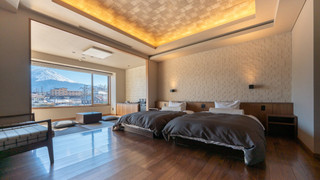 4F富士山展望風呂付和洋室52平米【デラックス】 [ジュニアスイート] [和洋室] [禁煙] [富士山が見える]