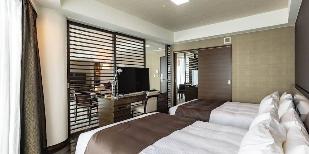 デラックススイート 寝室 / 2