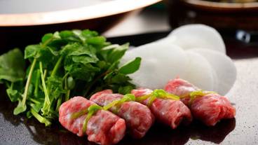 食事・飲み物 / 4