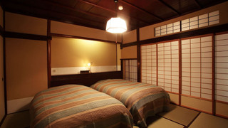 和洋室　専用トイレ付　ガーデンビュー　（百合）